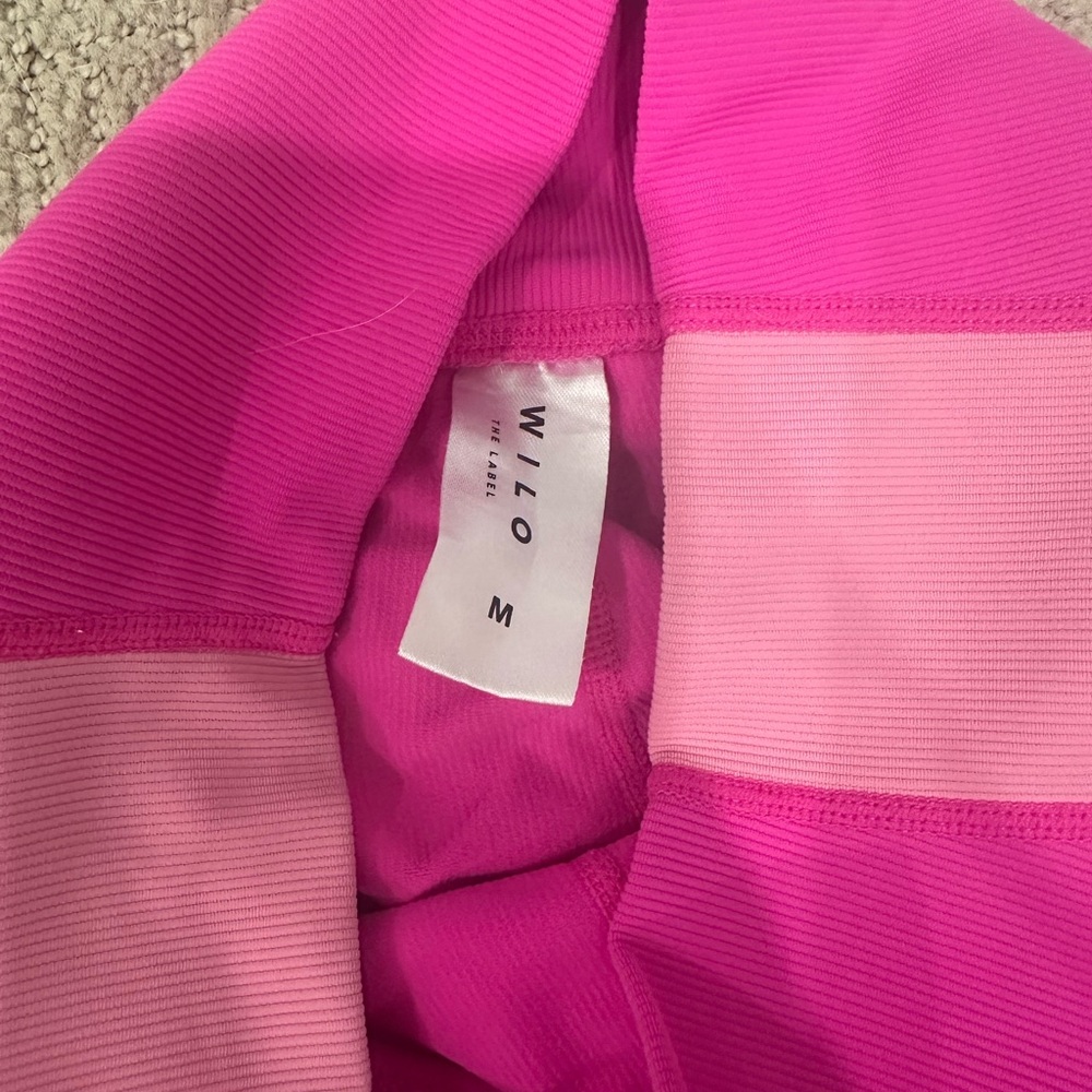 Wilo pink biker shorts - Picture 3 of 3